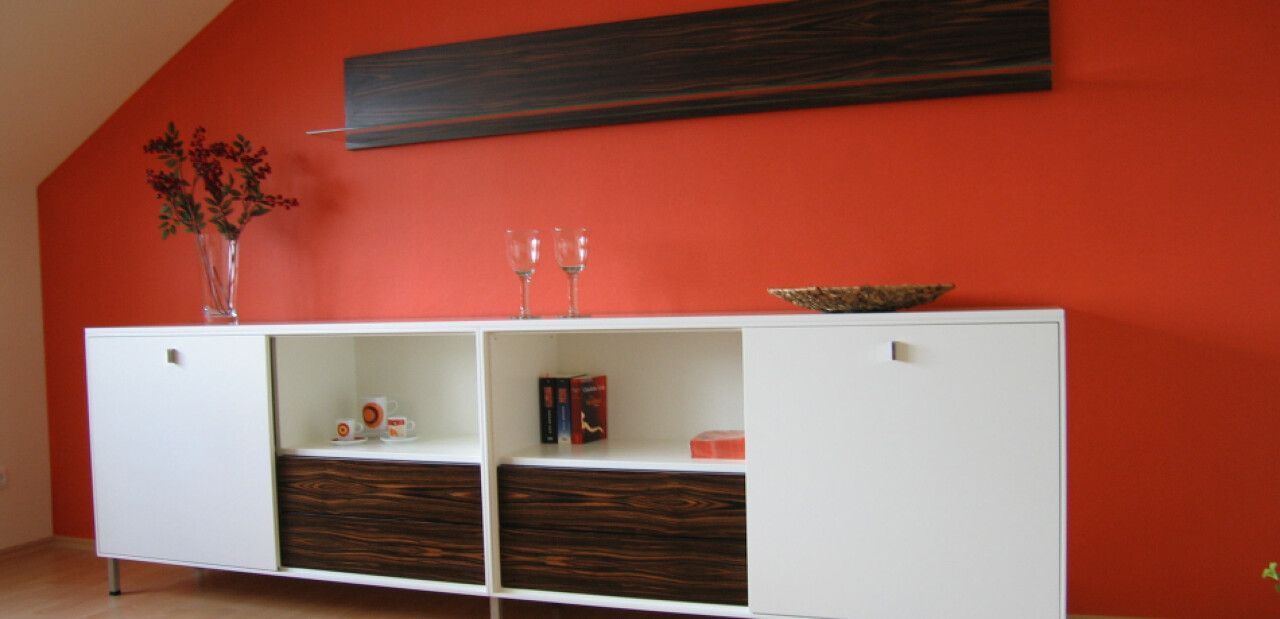 Möbel und Einbauschränke – natürlich aus Holz! Möbel und Einbauschränke – natürlich aus Holz!